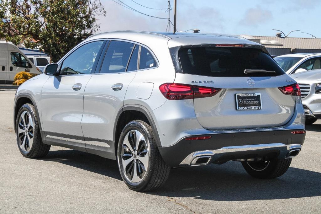 new 2025 Mercedes-Benz GLA 250 car, priced at $49,835