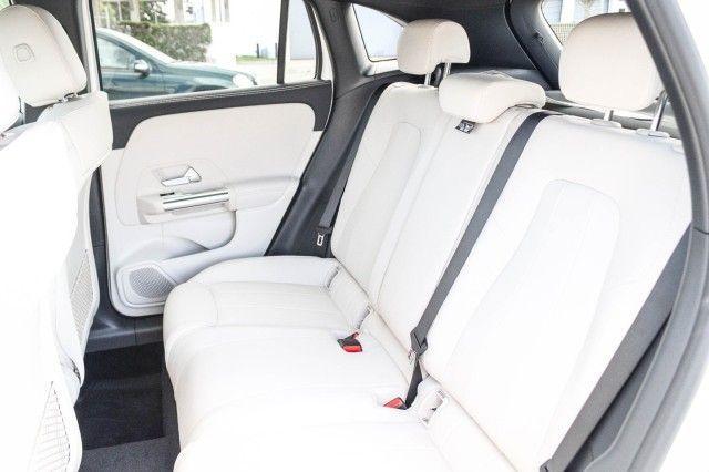 used 2025 Mercedes-Benz GLA 250 car, priced at $35,991