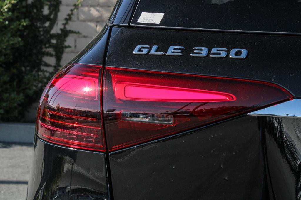 new 2025 Mercedes-Benz GLE 350 car, priced at $67,895