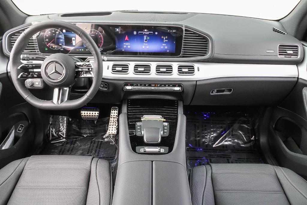 new 2025 Mercedes-Benz GLS 450 car, priced at $105,955