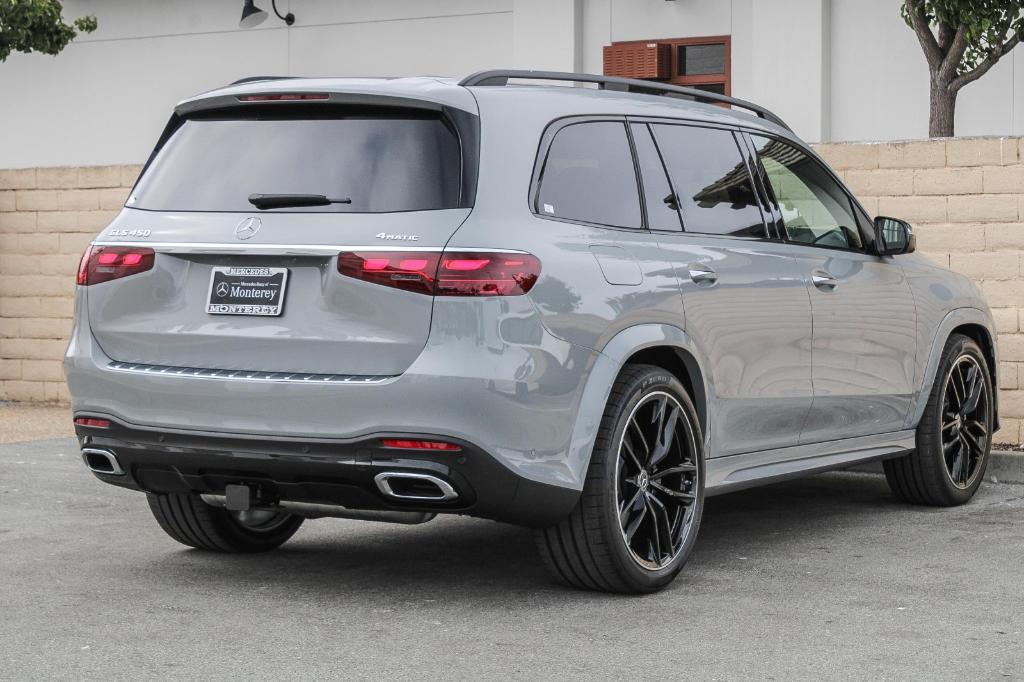 new 2025 Mercedes-Benz GLS 450 car, priced at $105,955