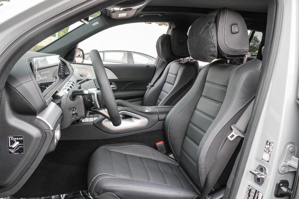 new 2025 Mercedes-Benz GLS 450 car, priced at $105,955