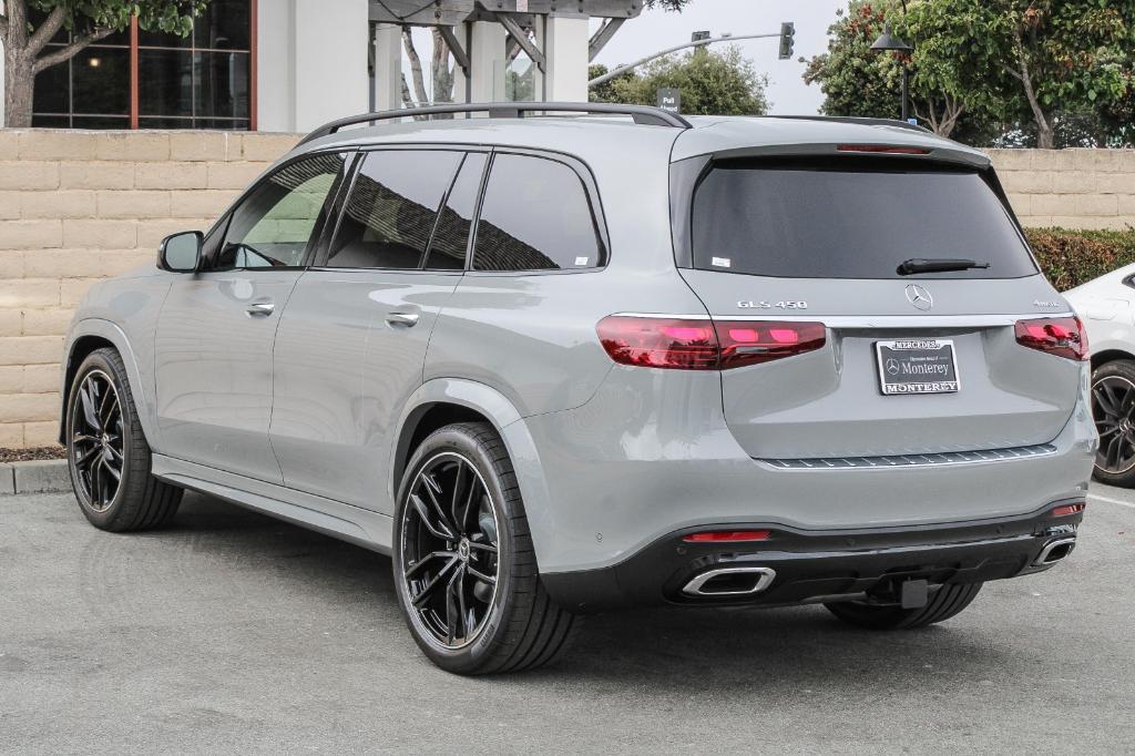 new 2025 Mercedes-Benz GLS 450 car, priced at $105,955