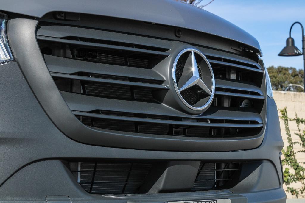 new 2025 Mercedes-Benz Sprinter 2500 car, priced at $75,144