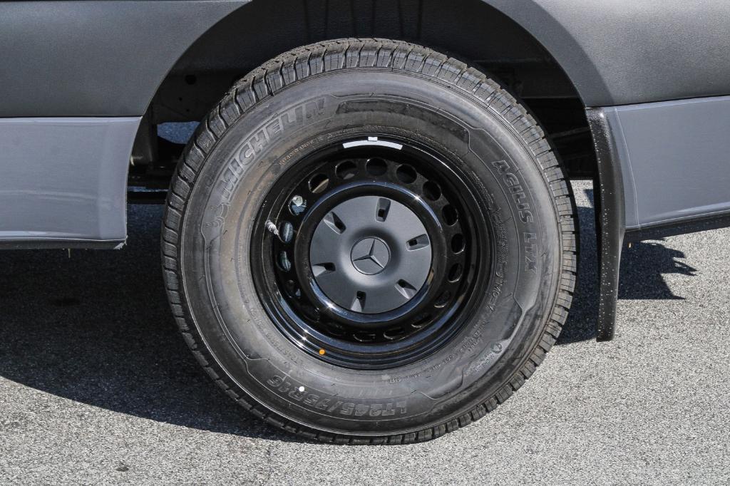 new 2025 Mercedes-Benz Sprinter 2500 car, priced at $75,144