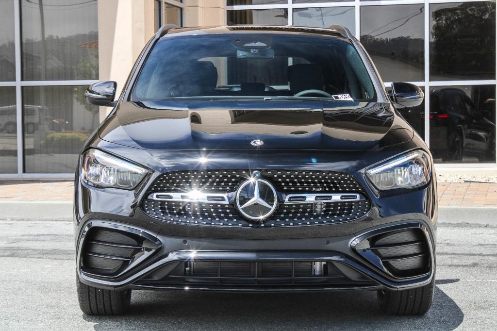 new 2024 Mercedes-Benz GLA 250 car, priced at $51,725