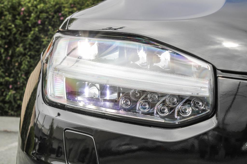 used 2022 Volvo XC90 Recharge Plug-In Hybrid car, priced at $48,990