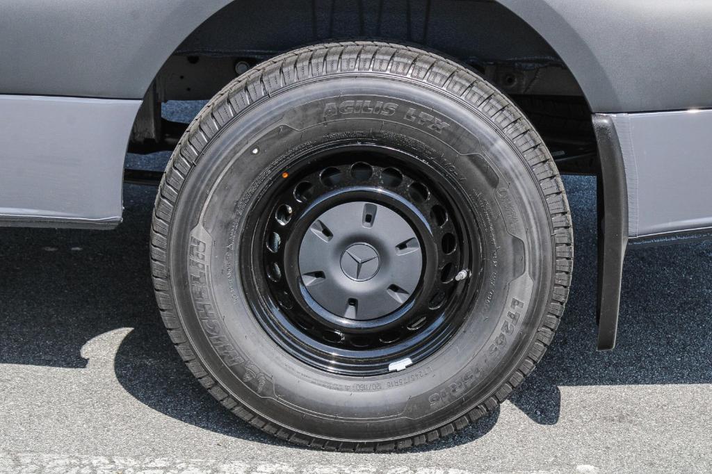 new 2025 Mercedes-Benz Sprinter 2500 car, priced at $68,328