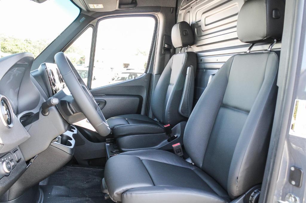 new 2025 Mercedes-Benz Sprinter 2500 car, priced at $68,328