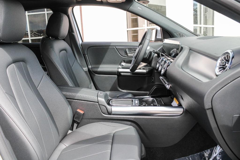 used 2025 Mercedes-Benz GLA 250 car, priced at $40,991