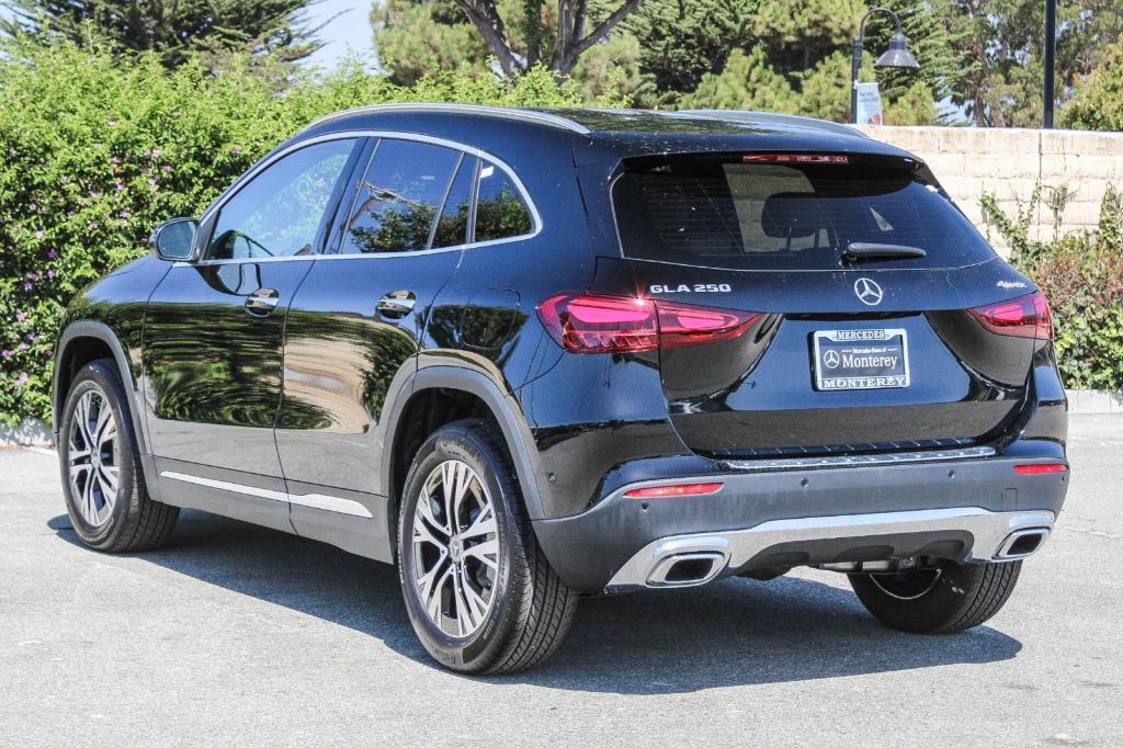 new 2025 Mercedes-Benz GLA 250 car, priced at $47,650