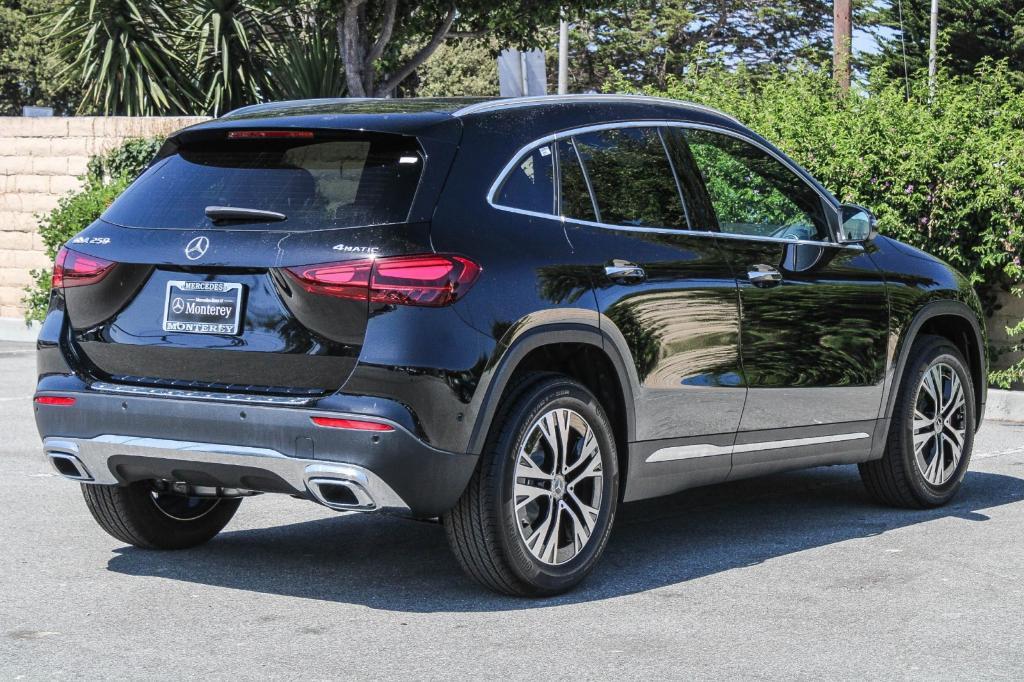 new 2025 Mercedes-Benz GLA 250 car, priced at $47,650