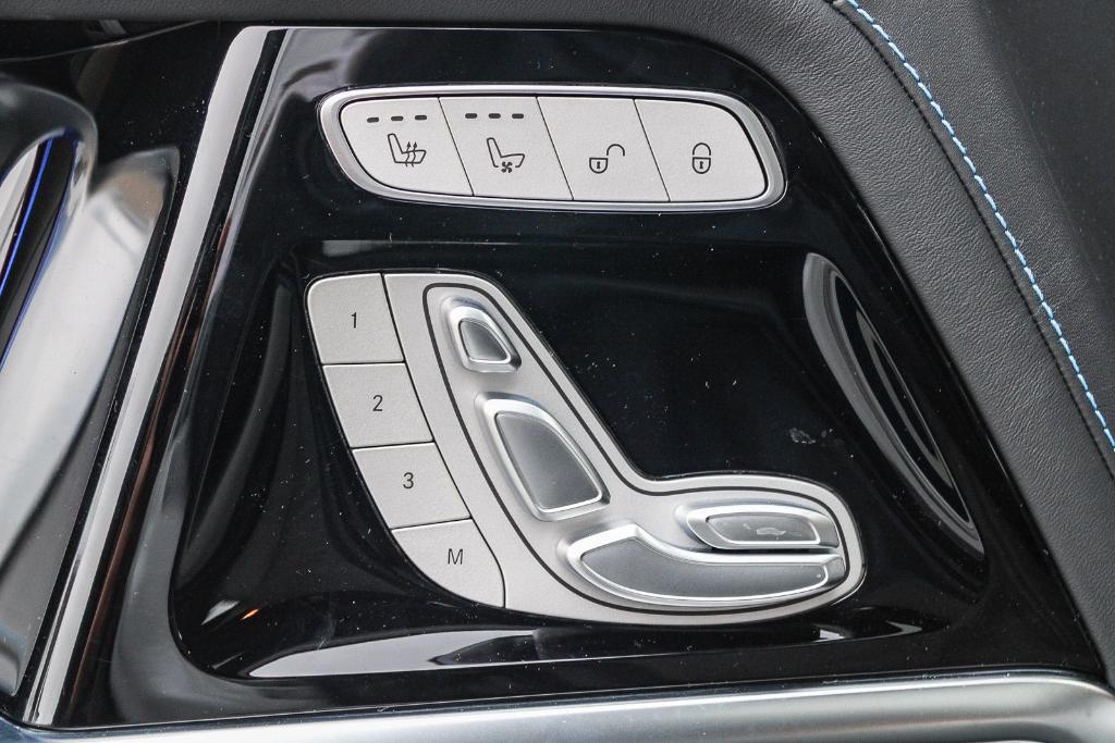 new 2025 Mercedes-Benz G-Class car, priced at $185,640