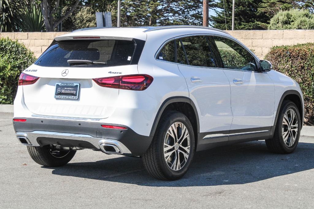 new 2025 Mercedes-Benz GLA 250 car, priced at $48,760