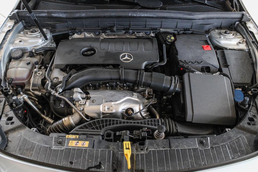 used 2020 Mercedes-Benz GLB 250 car, priced at $32,589