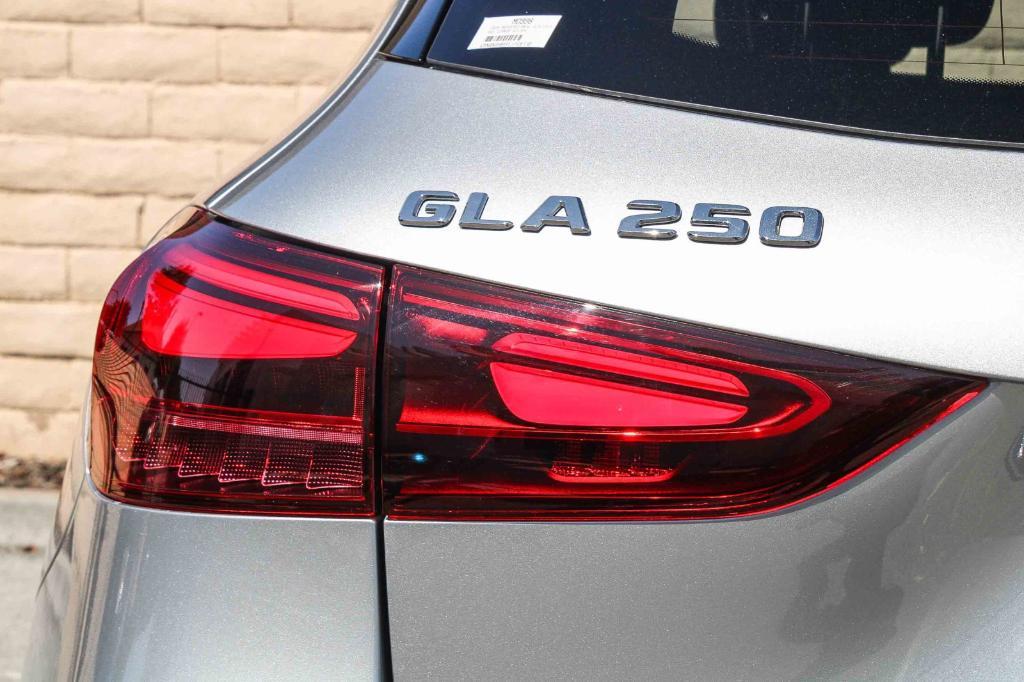 new 2026 Mercedes-Benz GLA 250 car, priced at $46,440