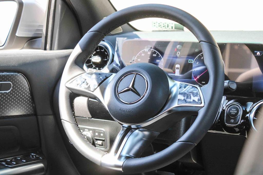 new 2026 Mercedes-Benz GLA 250 car, priced at $46,440