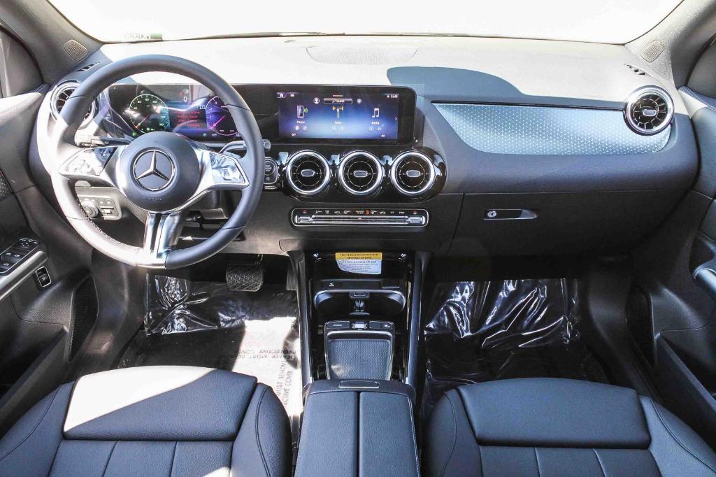 new 2026 Mercedes-Benz GLA 250 car, priced at $46,440