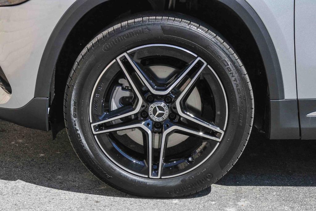 new 2026 Mercedes-Benz GLA 250 car, priced at $46,440