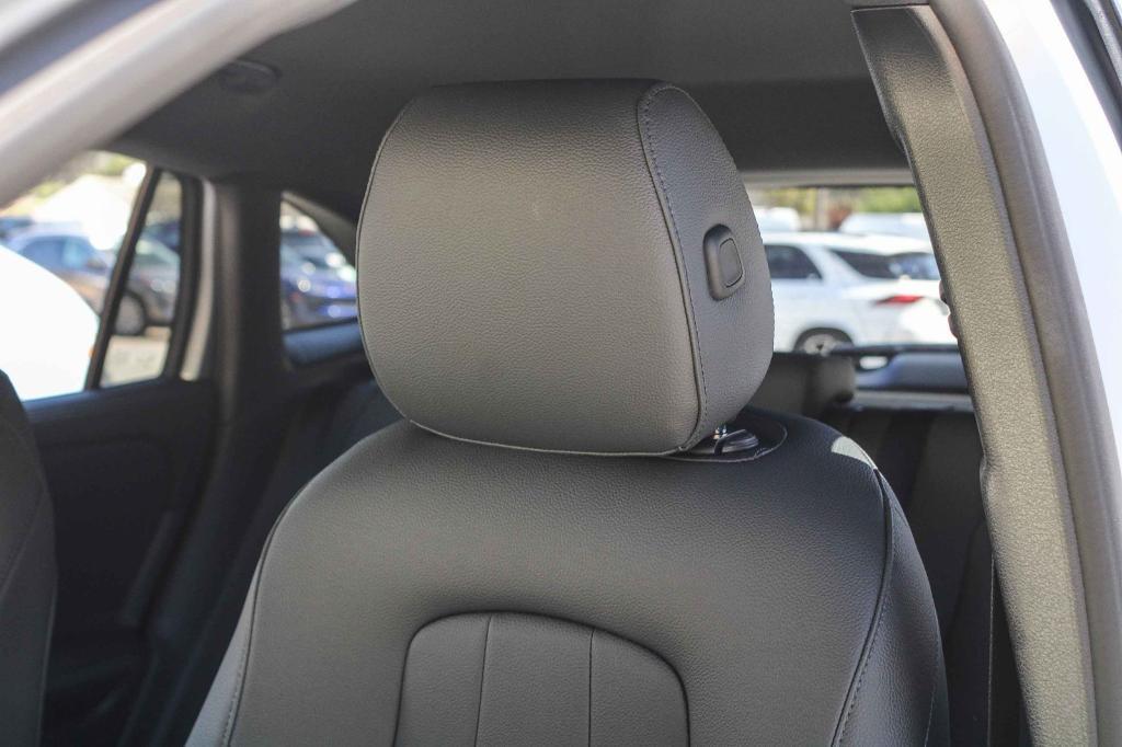 new 2026 Mercedes-Benz GLA 250 car, priced at $46,440