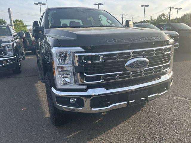 new 2025 Ford F-350 car, priced at $65,950