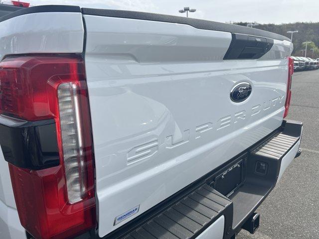 new 2025 Ford F-350 car, priced at $61,710