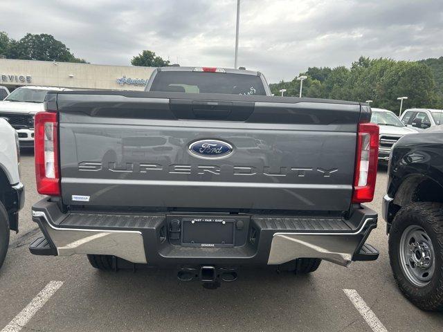 new 2025 Ford F-350 car, priced at $54,380