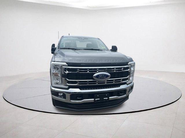 new 2025 Ford F-350 car, priced at $51,387
