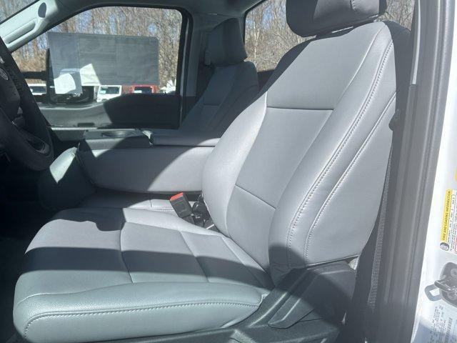 new 2024 Ford F-250 car, priced at $65,295