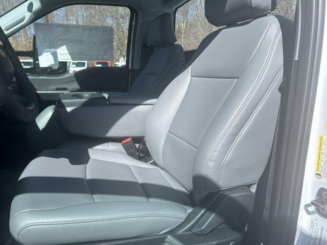 new 2024 Ford F-250 car, priced at $49,997