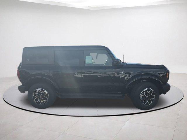 new 2025 Ford Bronco car, priced at $49,713