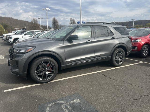 new 2025 Ford Explorer car, priced at $52,460