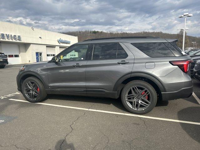 new 2025 Ford Explorer car, priced at $52,460