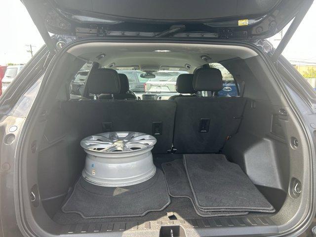 used 2021 Chevrolet Equinox car, priced at $18,995