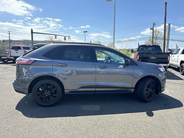 new 2023 Ford Edge car, priced at $29,993