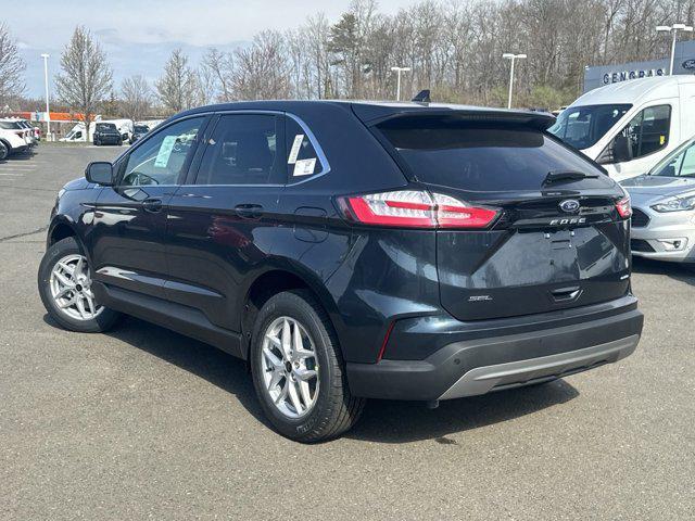 new 2024 Ford Edge car, priced at $42,082