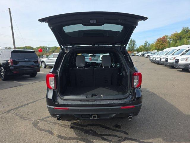 used 2022 Ford Explorer car, priced at $35,623