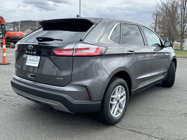 new 2024 Ford Edge car, priced at $40,627