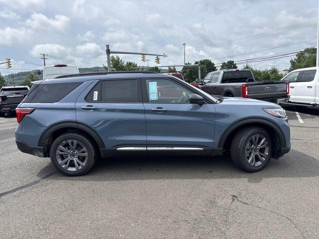 new 2025 Ford Explorer car, priced at $49,055