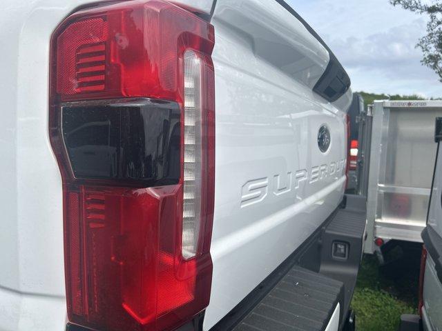 new 2025 Ford F-350 car, priced at $55,140