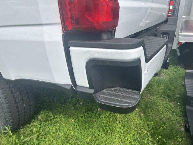 new 2025 Ford F-350 car, priced at $55,140