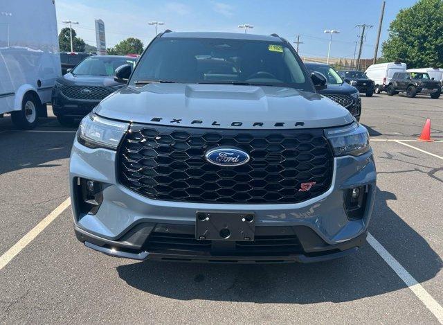 new 2025 Ford Explorer car, priced at $60,655