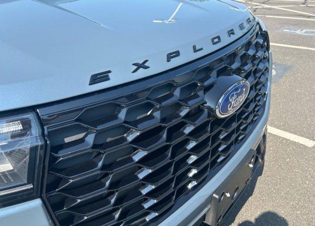 new 2025 Ford Explorer car, priced at $60,655