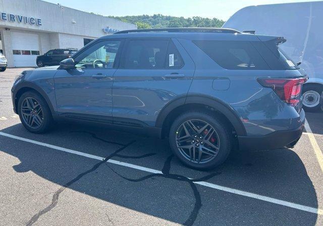 new 2025 Ford Explorer car, priced at $60,655