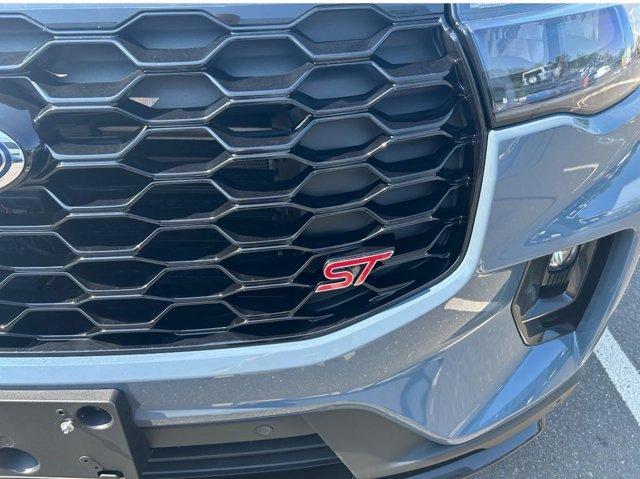 new 2025 Ford Explorer car, priced at $60,655