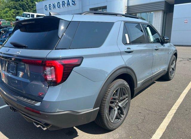 new 2025 Ford Explorer car, priced at $60,655