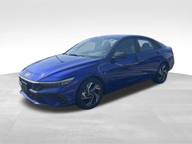 used 2025 Hyundai Elantra car, priced at $22,594