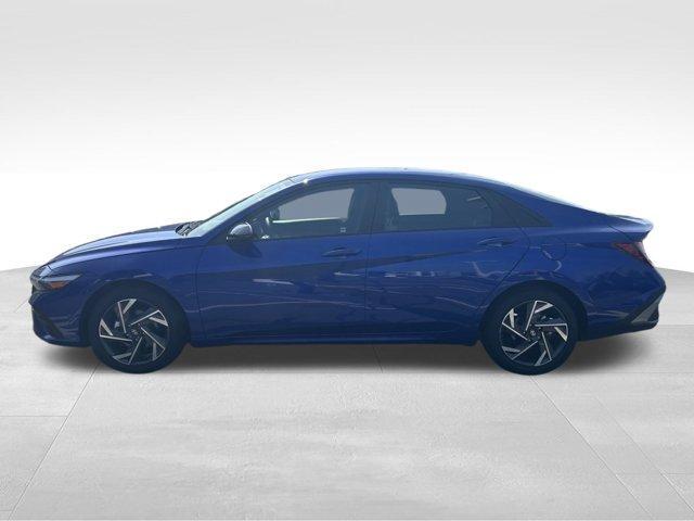 used 2025 Hyundai Elantra car, priced at $22,594
