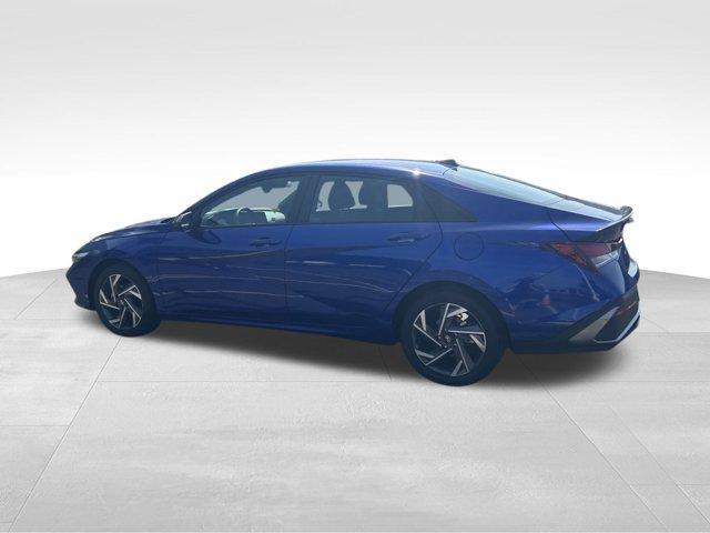used 2025 Hyundai Elantra car, priced at $22,594
