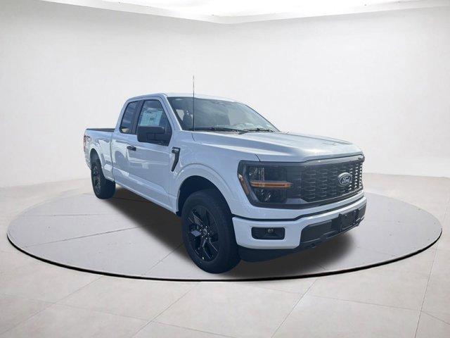 new 2025 Ford F-150 car, priced at $44,404